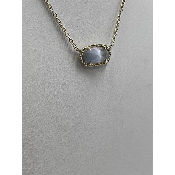 Kendra Scott Gold Plated Elisa Pendant Necklace in Slate Gray Glass Illuision - Picture 8 of 14